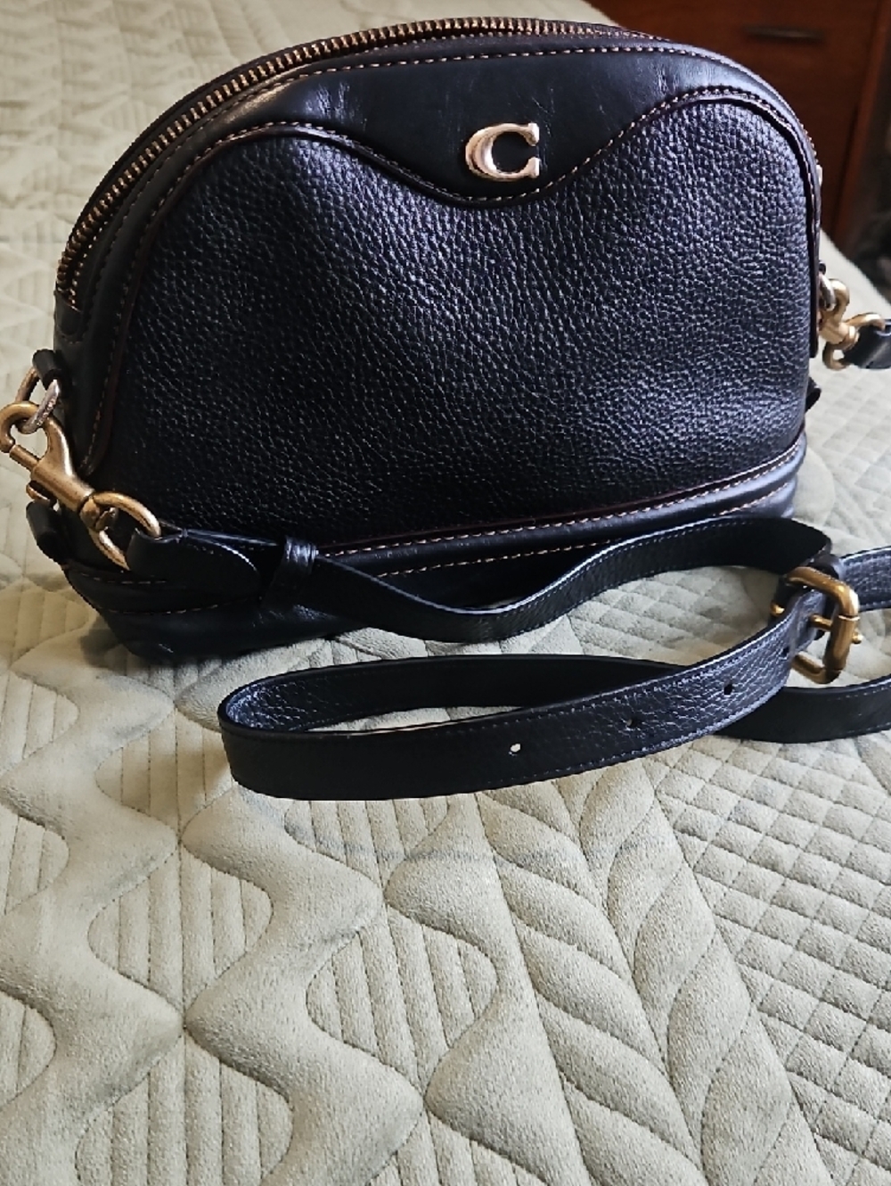 Coach Black Pebbled Leather Crossbody with Gold Hardware - Picture 2 of 7